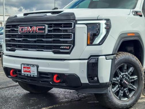 2025 GMC Sierra 2500 AT4