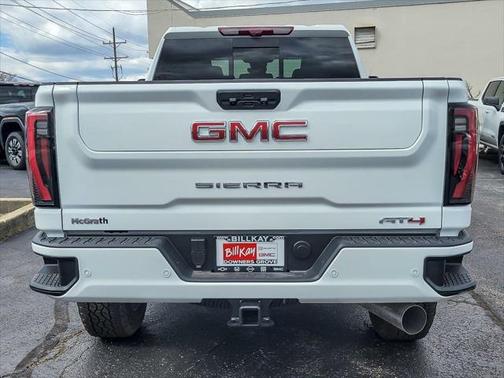 2025 GMC Sierra 2500 AT4