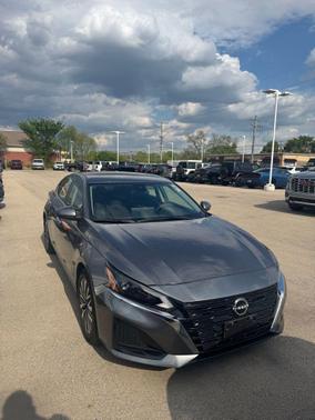 Gun Metallic 2023 Nissan Altima 2.5 SV