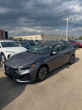 Gun Metallic 2023 Nissan Altima 2.5 SV