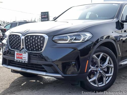 2023 BMW X4 xDrive30i