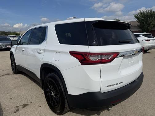 2021 Chevrolet Traverse LS