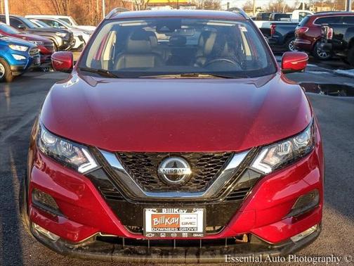 2022 Nissan Rogue Sport SV