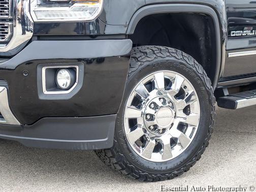 Ebony Twilight Metallic 2019 GMC Sierra 2500 Denali