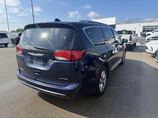 2017 Chrysler Pacifica Limited