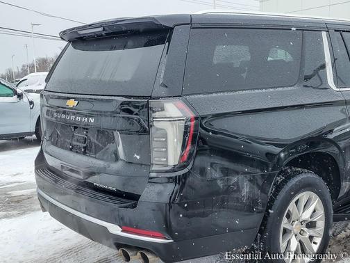 2025 Chevrolet Suburban Premier
