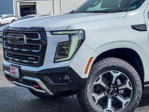 2026 GMC Yukon 4WD AT4