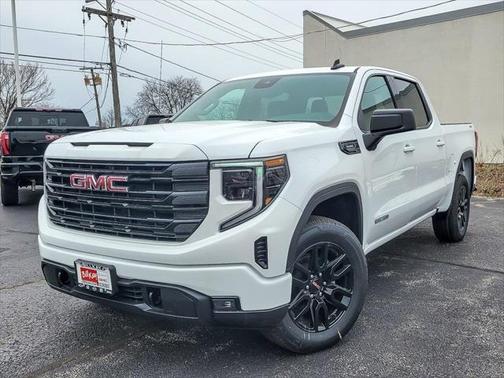 2025 GMC Sierra 1500 Elevation