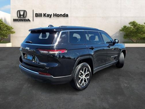 Diamond Black Crystal Pearlcoat 2023 Jeep Grand Cherokee L Limited