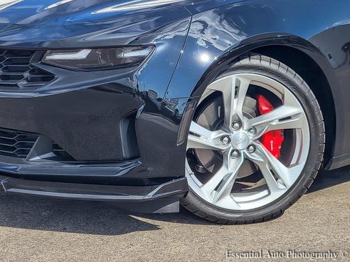 2023 Chevrolet Camaro RWD Convertible LT1