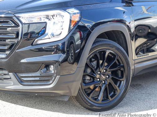 Ebony Twilight Metallic 2023 GMC Terrain SLT