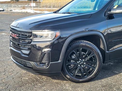 2023 GMC Acadia AWD SLT