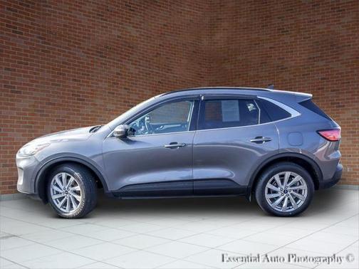 2021 Ford Escape Titanium