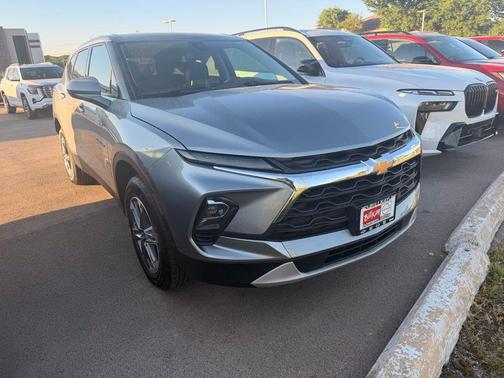 Sterling Gray Metallic 2025 Chevrolet Blazer 2LT