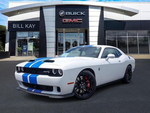 White Knuckle Clearcoat 2023 Dodge Challenger SRT Hellcat