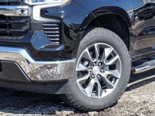 Black 2024 Chevrolet Silverado 1500 LT