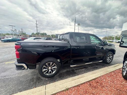 Black 2024 Chevrolet Silverado 1500 LT