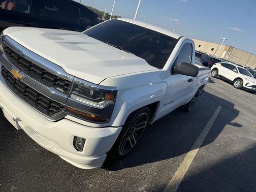 2018 Chevrolet Silverado 1500 WT