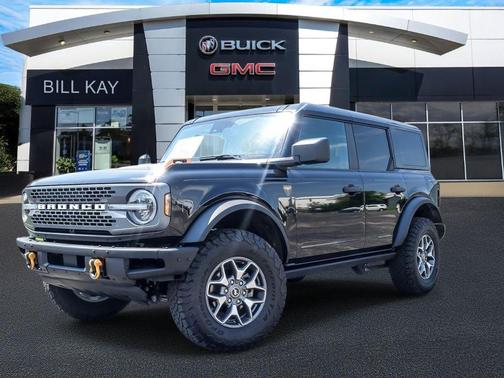 Shadow Black 2024 Ford Bronco Badlands