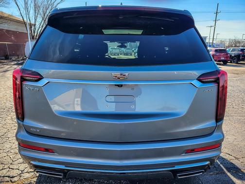 2025 Cadillac XT6 Premium Luxury AWD