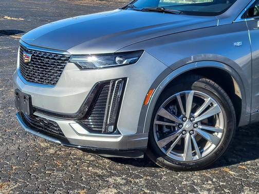 2025 Cadillac XT6 Premium Luxury AWD