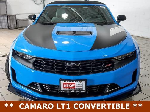 2022 Chevrolet Camaro RWD Convertible LT1