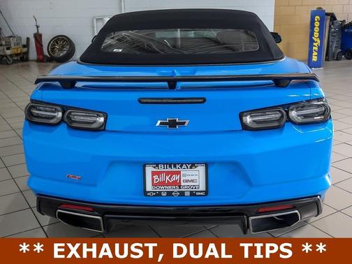 2022 Chevrolet Camaro RWD Convertible LT1
