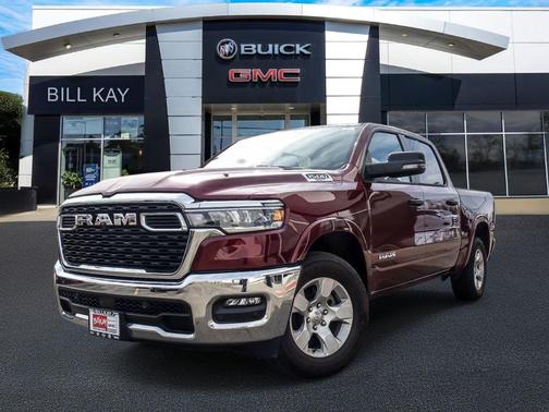 Delmonico Red Pearlcoat 2025 RAM 1500 Big Horn/Lone Star