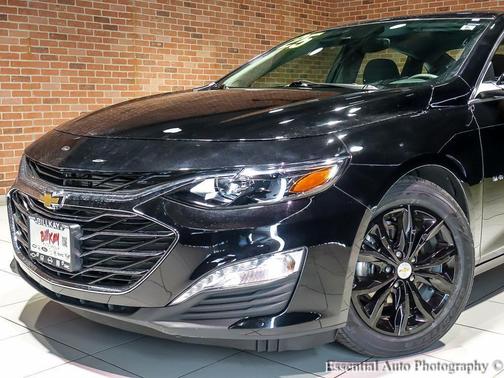 Mosaic Black Metallic 2025 Chevrolet Malibu FWD 1LT