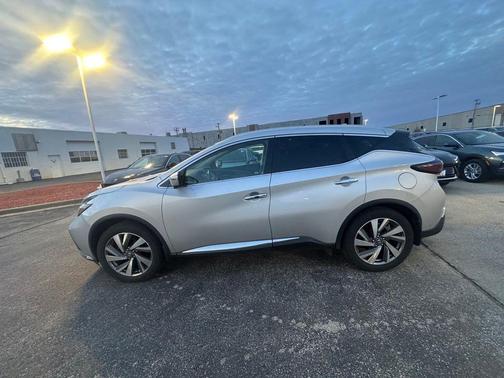 Brilliant Silver Metallic 2019 Nissan Murano SL