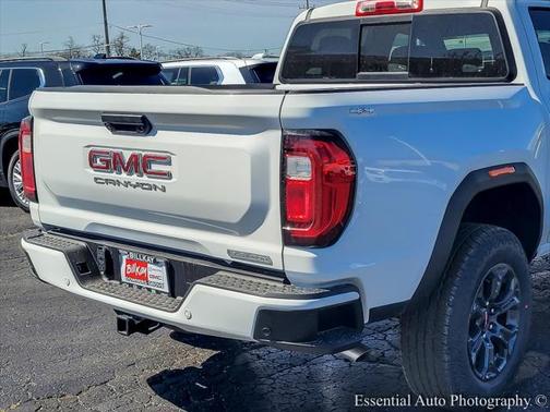 2025 GMC Canyon Elevation