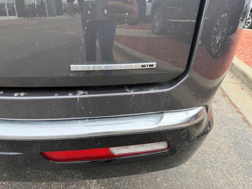 2022 Jeep Wagoneer Series II 4x4