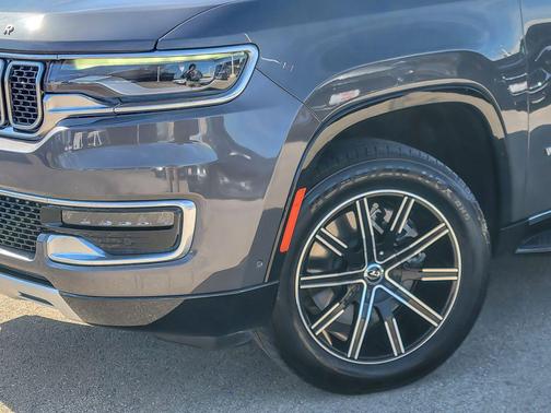 2022 Jeep Wagoneer Series II 4x4