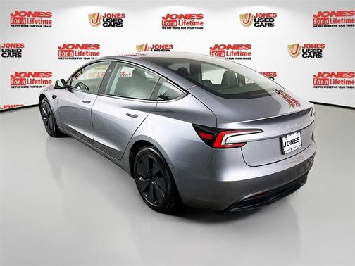 2025 Tesla Model 3 Long Range