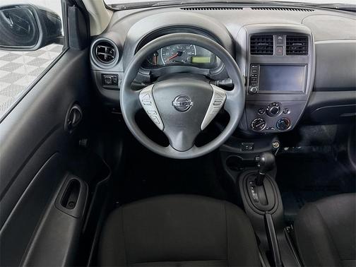 2019 Nissan Versa 1.6 S+