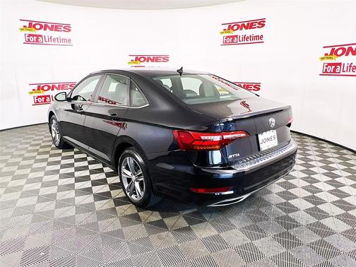2019 Volkswagen Jetta 1.4T R-Line