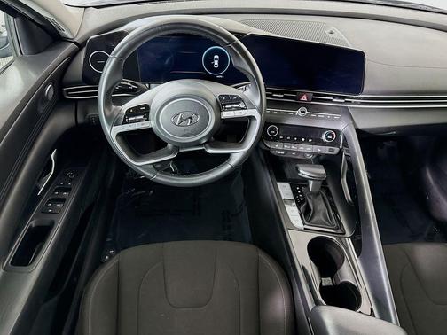 Phantom Black 2023 Hyundai ELANTRA SEL