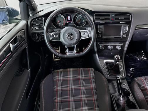2017 Volkswagen Golf GTI S 4-Door
