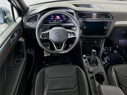 2022 Volkswagen Tiguan 2.0T SEL R-Line
