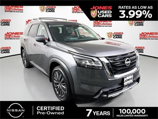 2023 Nissan Pathfinder SL