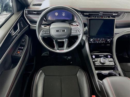 2022 Jeep Grand Cherokee Trailhawk