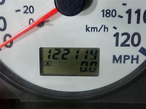 2002 Nissan Pathfinder LE