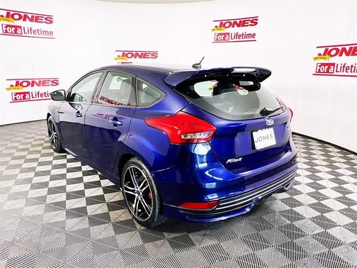 2016 Ford Focus ST Base