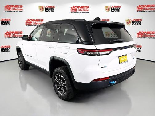 2022 Jeep Grand Cherokee 4xe Trailhawk