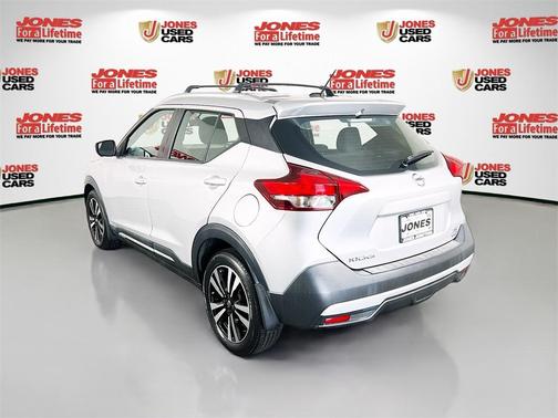 2019 Nissan Kicks SR