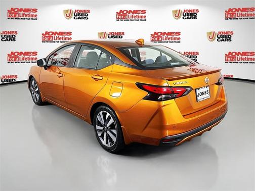 2020 Nissan Versa 1.6 SR