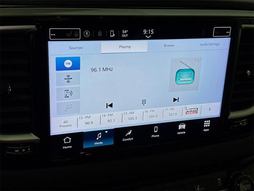 2023 Chrysler Pacifica Touring-L