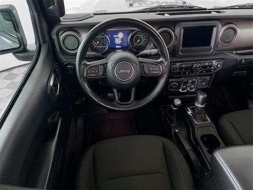 2021 Jeep Gladiator Sport