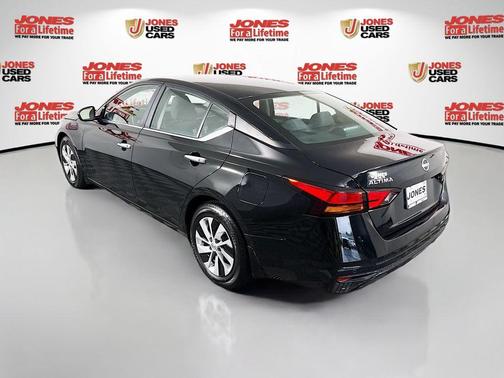 Black 2024 Nissan Altima 2.5 S