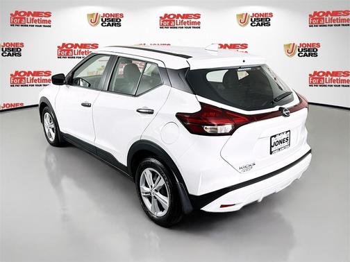 2024 Nissan Kicks S
